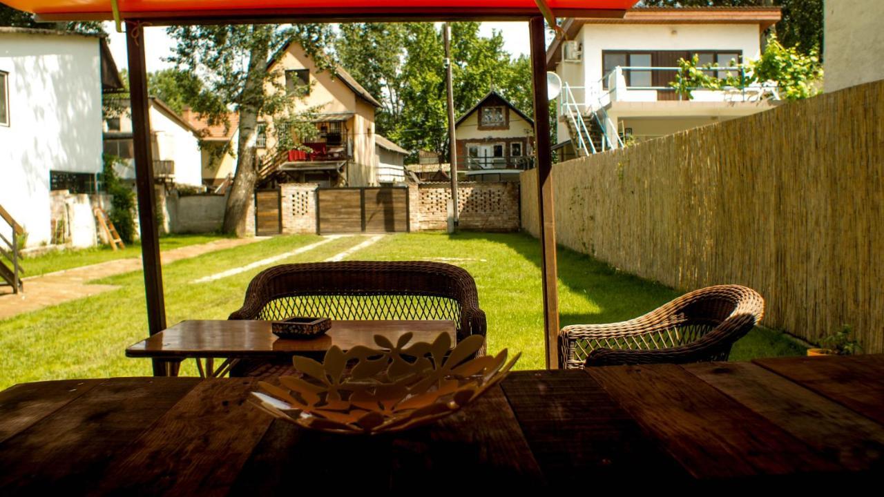 Sargarigo Elmenyhaz Apartment Szeged Bagian luar foto